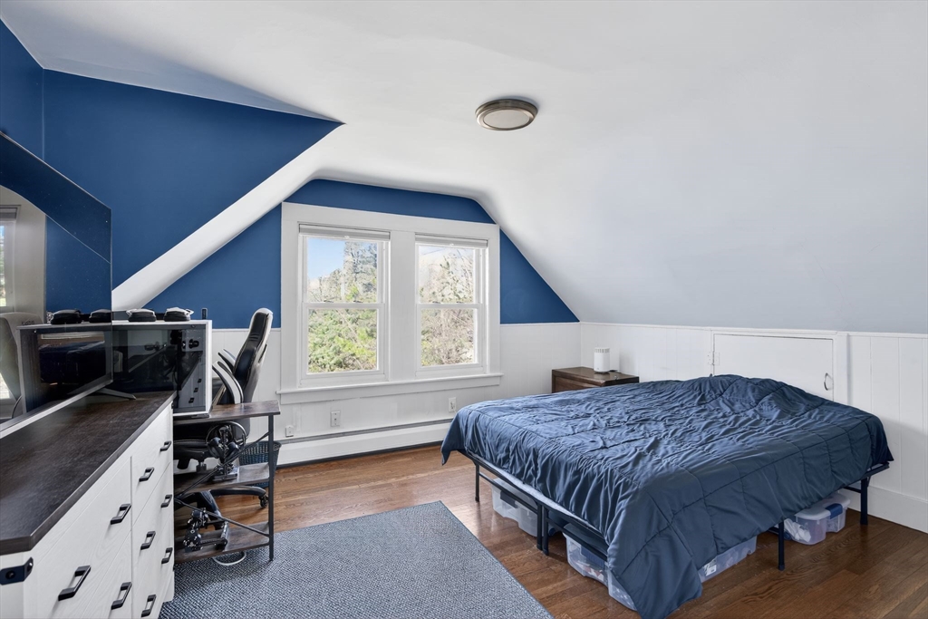 51 Swifts Beach Road Wareham, MA 02571 - Photo 18 of 31