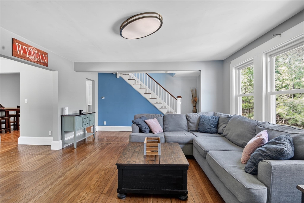 51 Swifts Beach Road Wareham, MA 02571 - Photo 8 of 31