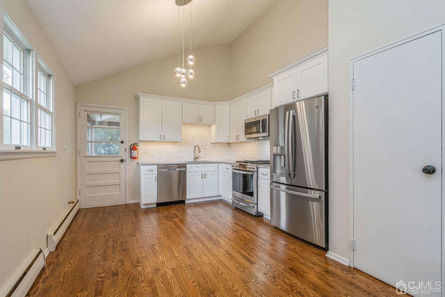 1462 Seneca Road North Brunswick, NJ 08902 - Photo 9 of 30 Gallery Image 9