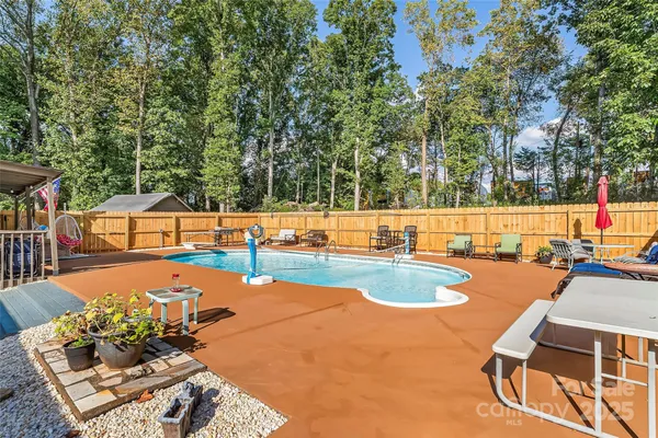 $399,900 | 304 Parlier Avenue, Conover, NC 28613