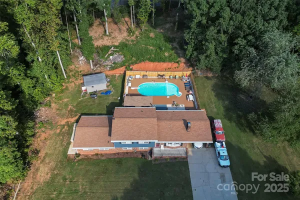 $399,900 | 304 Parlier Avenue, Conover, NC 28613
