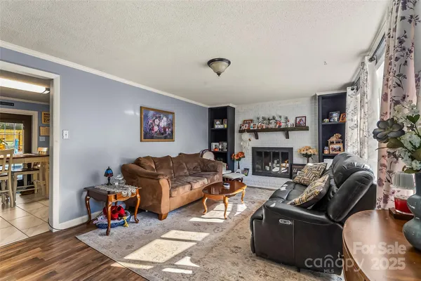 $399,900 | 304 Parlier Avenue, Conover, NC 28613