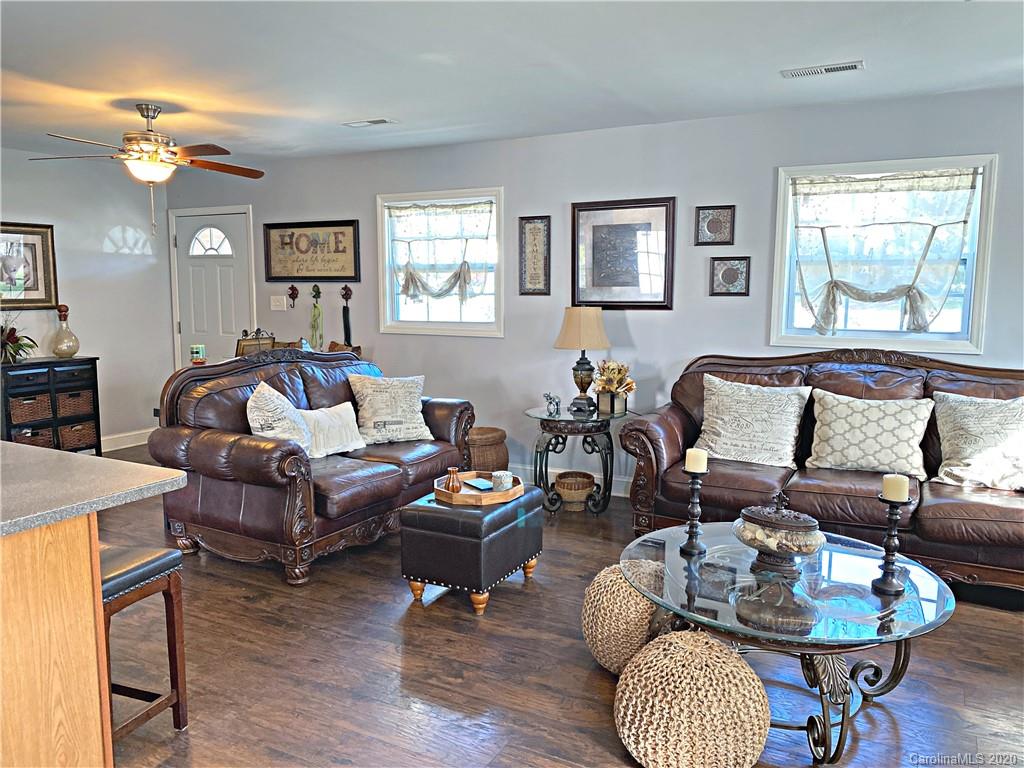 1009 13th Street Northwest Conover, NC 28613 - Photo 3 of 26 Gallery Image 3