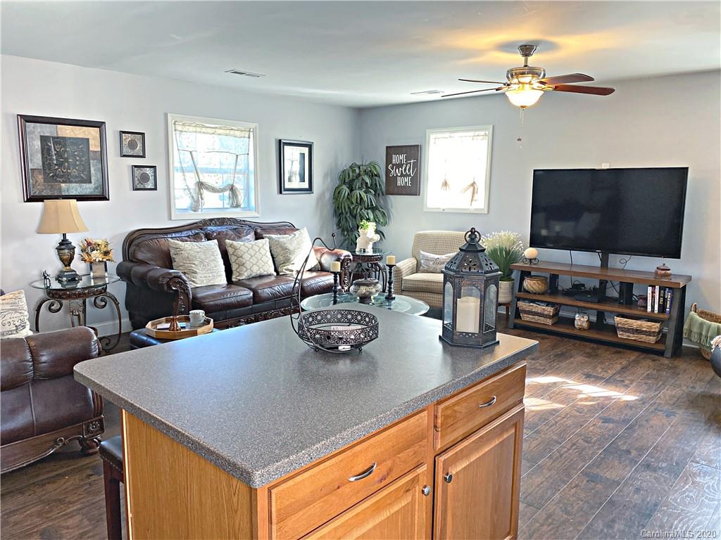 1009 13th Street Northwest Conover, NC 28613 - Photo 6 of 26 Gallery Image 6