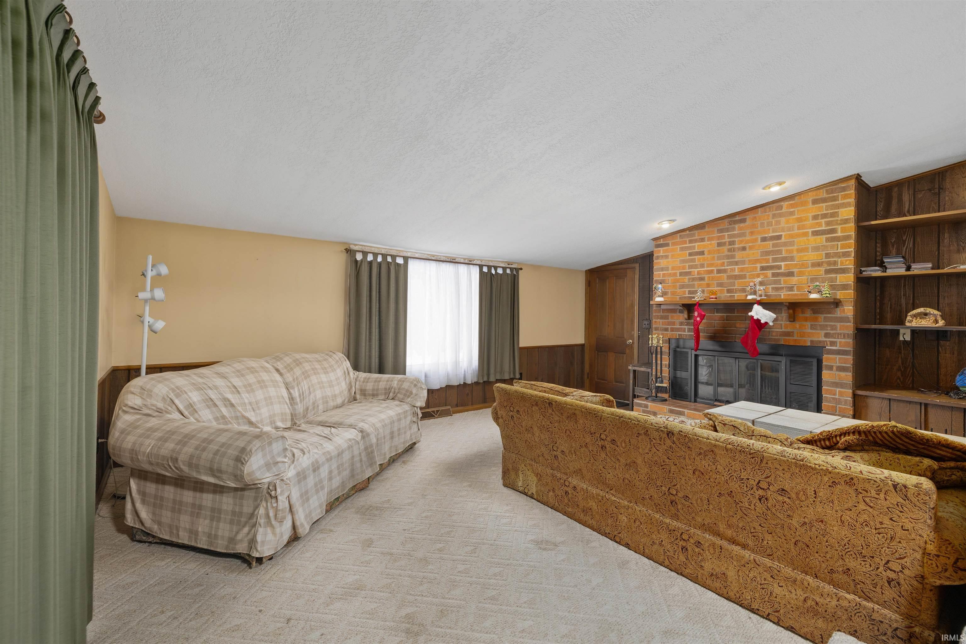 214 Betz Road Auburn, IN 46706 - Photo 1 of 32 Gallery Image 1