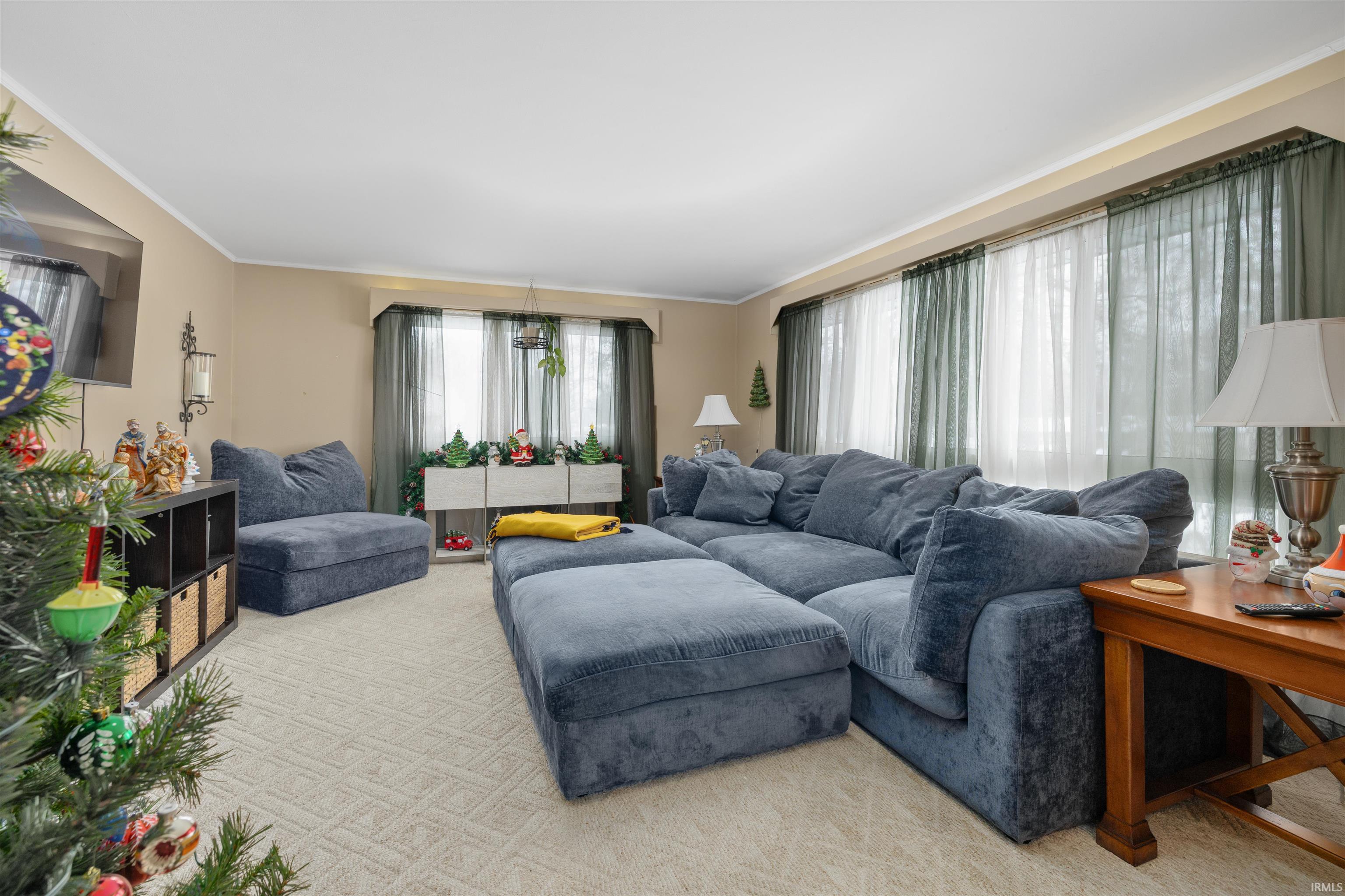 214 Betz Road Auburn, IN 46706 - Photo 2 of 32