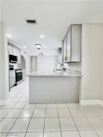 $1,795 | 5015 Lee Boulevard, Lehigh Acres, FL 33971