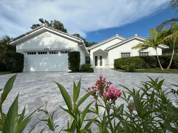 $3,990 | 2325 Northwest 101st Way, Coral Springs, FL 33065