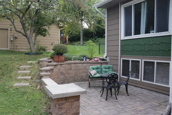 $449,900 | 12924 16th Avenue, Burnsville, MN 55337