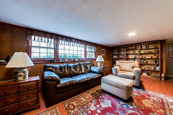 11 Page Farm Road Sherborn, MA 01770 - Photo 10 of 17 Gallery Image 10