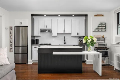$225,000 | 412 Munro Avenue, Unit 3J, Mamaroneck, NY 10543