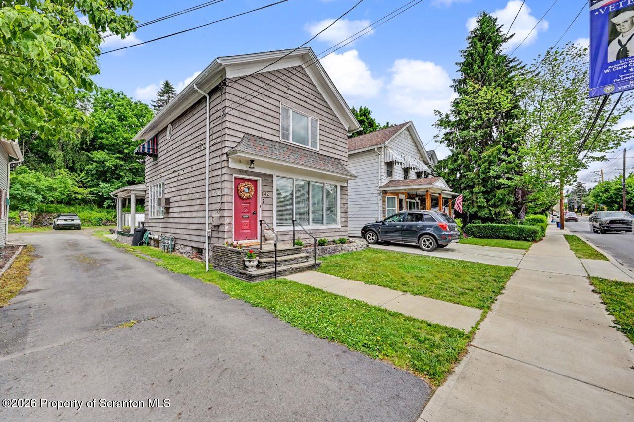 1742 Main Street Blakely, PA 18447 - Photo 5 of 47 1742 Main St 03 Large
