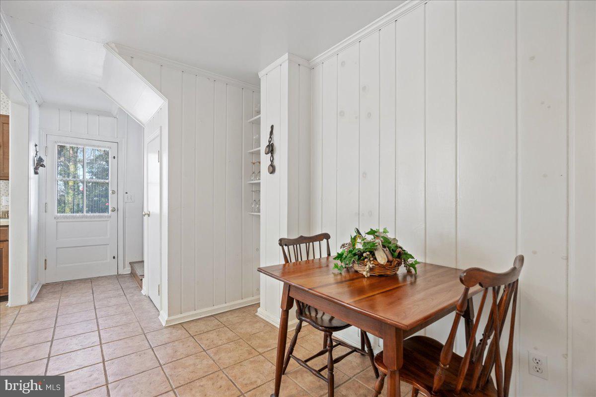 1540 Overlook Drive St. Leonard, MD 20685 - Photo 30 of 43 Breakfast nook and pantry closet.