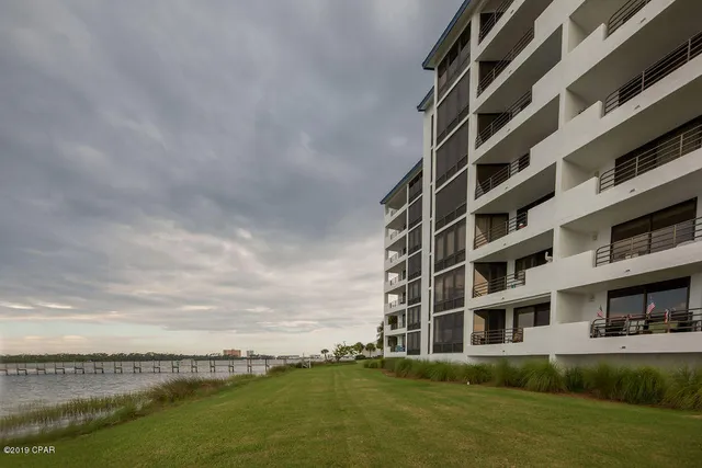 $2,200 | 4600 Kingfish Lane, Unit 306, Panama City, FL 32408