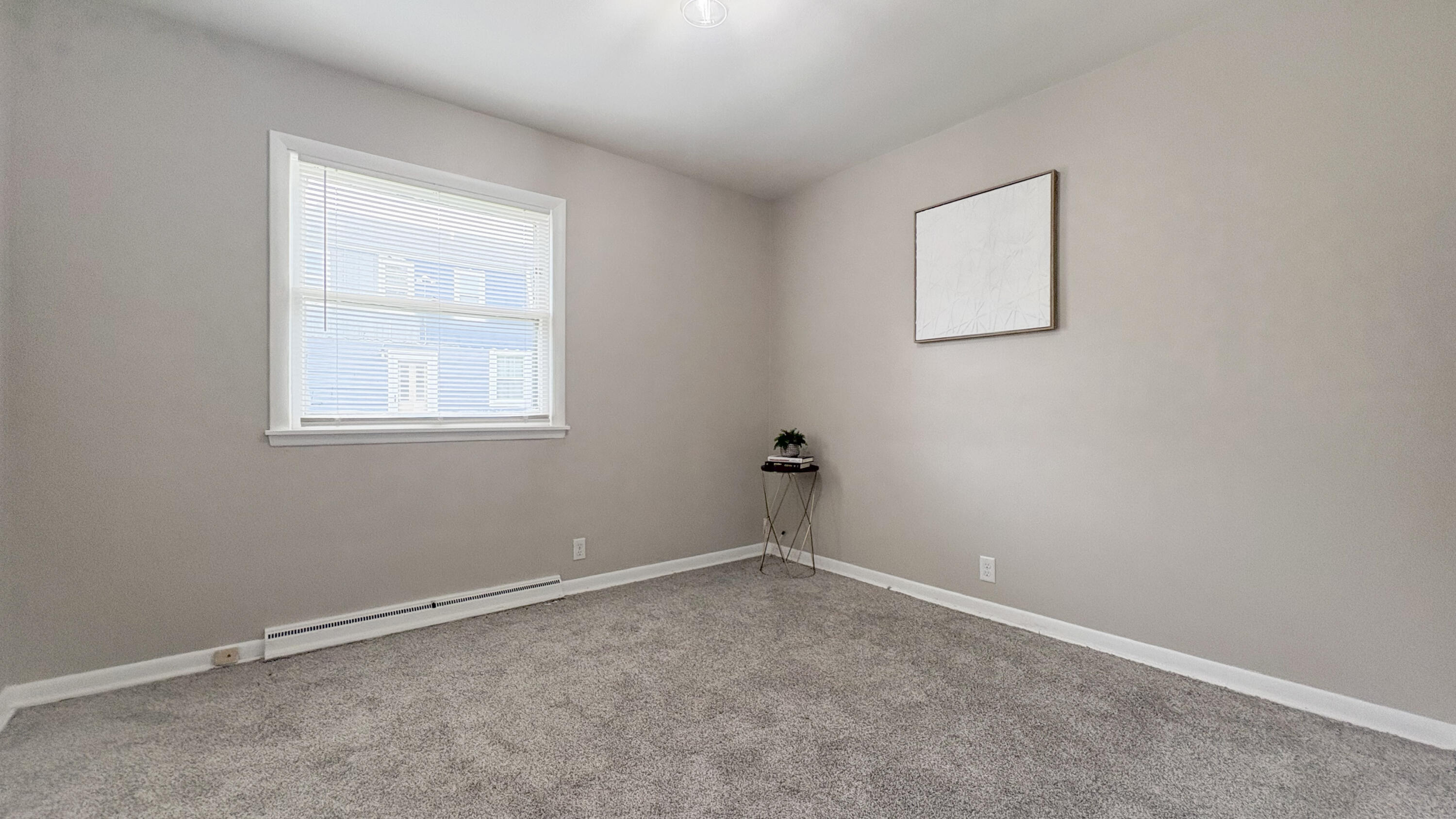 5879 North 29th Street Milwaukee, WI 53209 - Photo 9 of 18 29th Bed rm 1