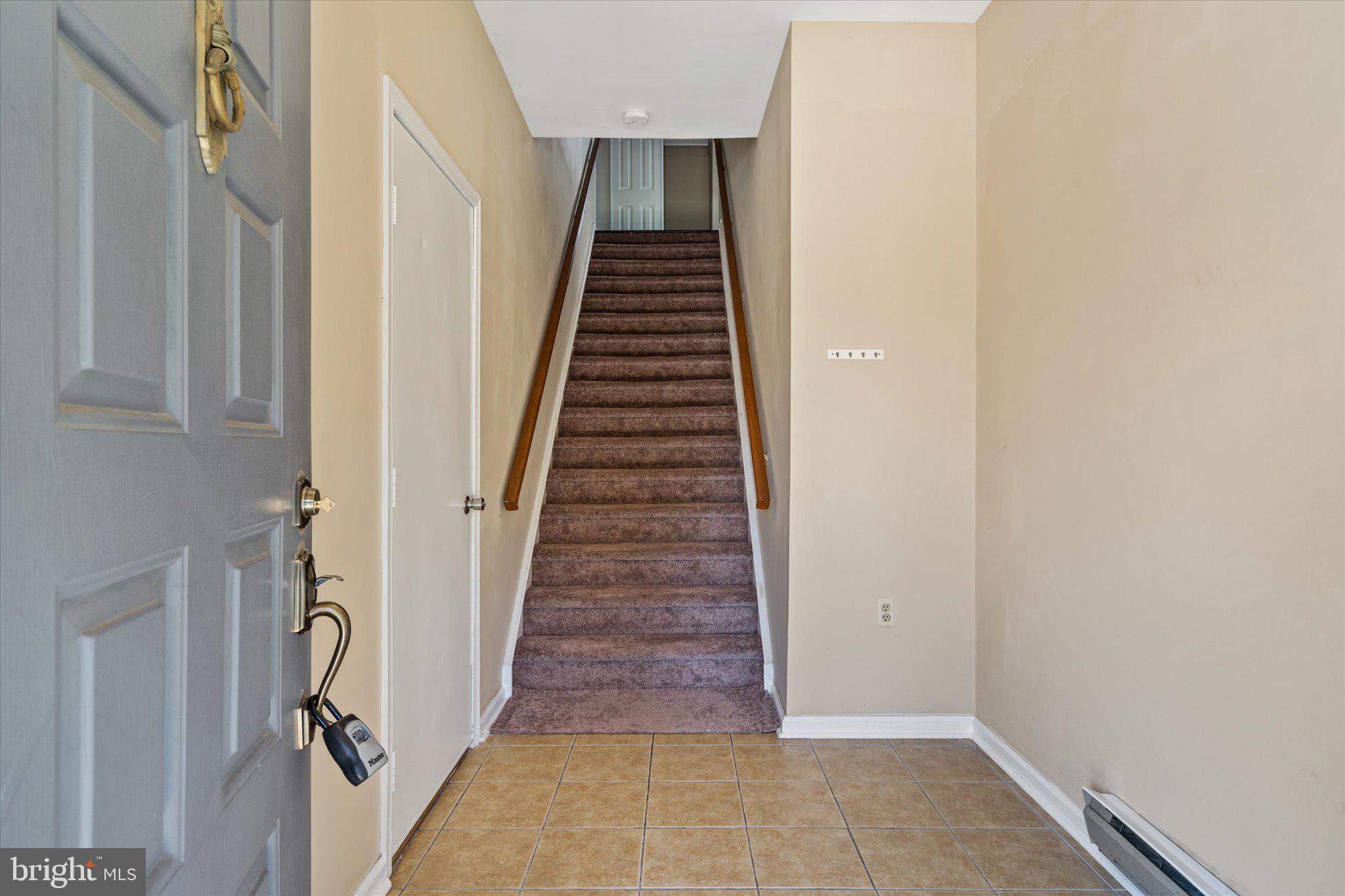 4102 Chadbury Road Mount Laurel, NJ 08054 - Photo 3 of 27
