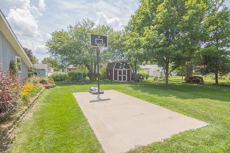 109 West Pioneer Road Lone Tree, IA 52755 - Photo 31 of 35 Gallery Image 31