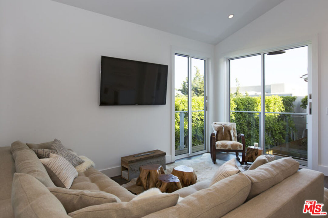 23812 Malibu Road Malibu, CA 90265 - Photo 36 of 44