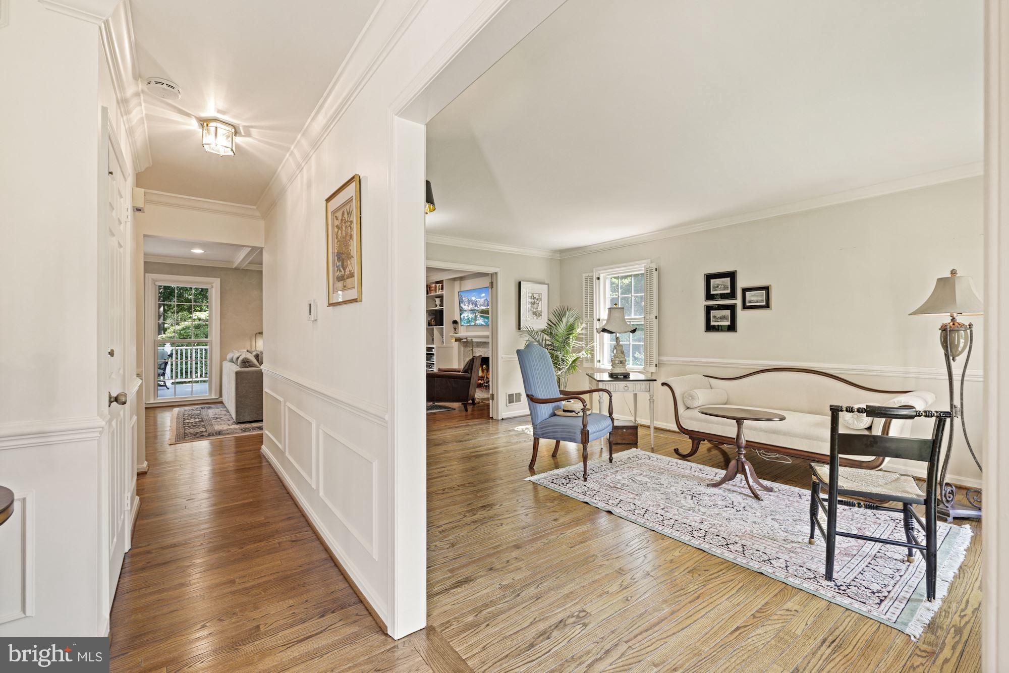 Center Hallway