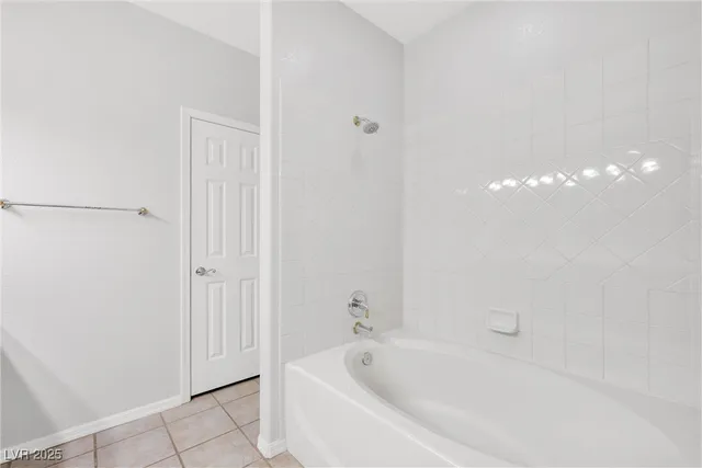 $2,598 | 1405 San Juan Hills Drive, Unit 203, Las Vegas, NV 89134