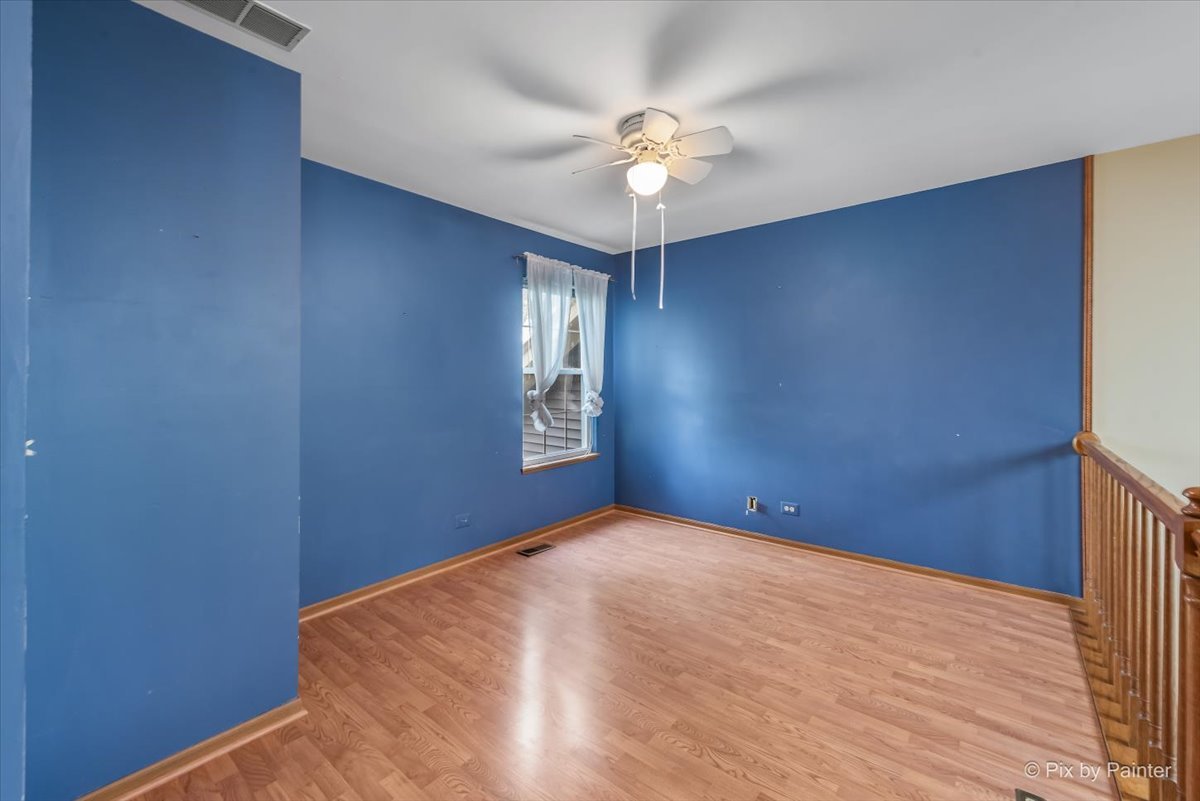 687 Bent Ridge Lane Elgin, IL 60120 - Photo 12 of 28 a view of empty room with window