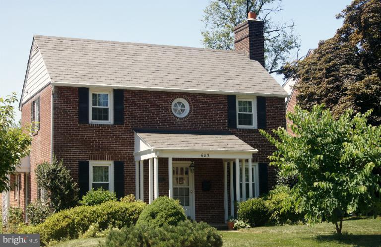 603 Overbrook Road Baltimore, MD 21212 - Photo 27 of 27 Exterior (Front)