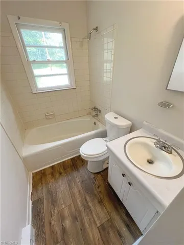 $1,295 | 2217 East Gate City Boulevard, Greensboro, NC 27401