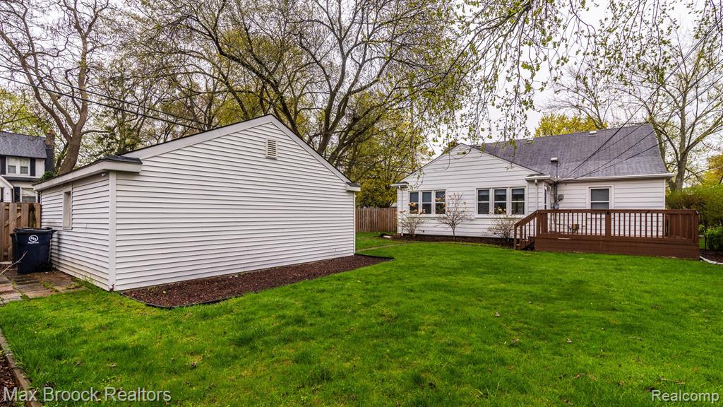 2602 Trafford Road Royal Oak, MI 48073 - Photo 25 of 26