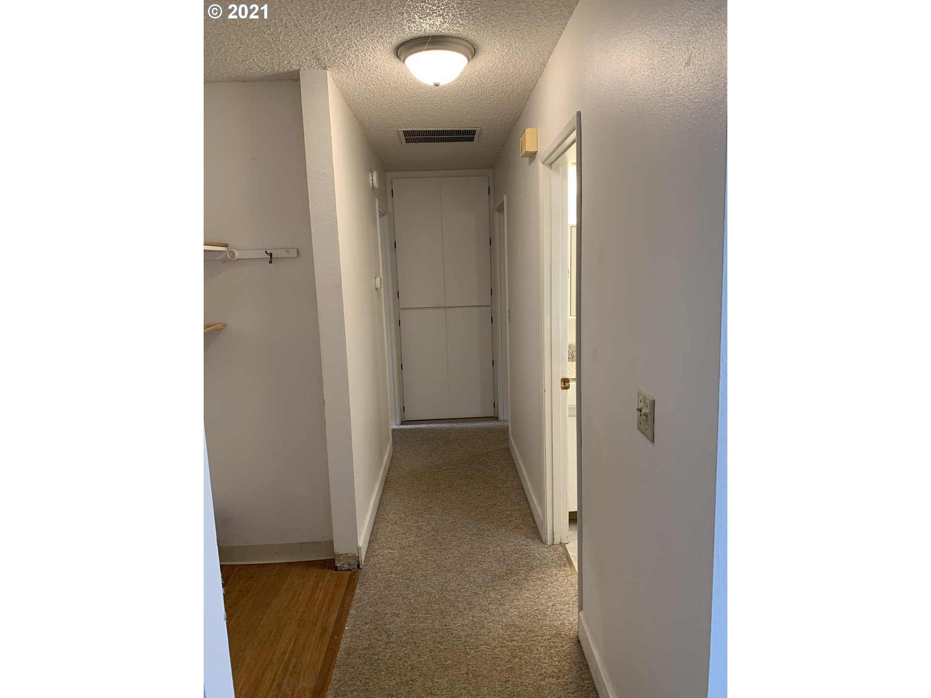 2661 Southwest Spring Garden Street Portland, OR 97219 - Photo 15 of 22 Gallery Image 15