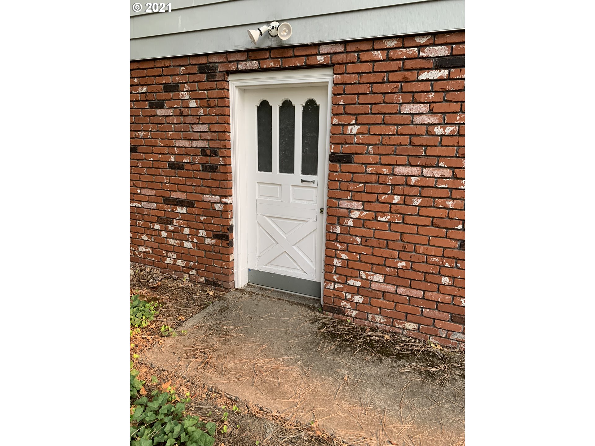 2661 Southwest Spring Garden Street Portland, OR 97219 - Photo 17 of 22 Gallery Image 17