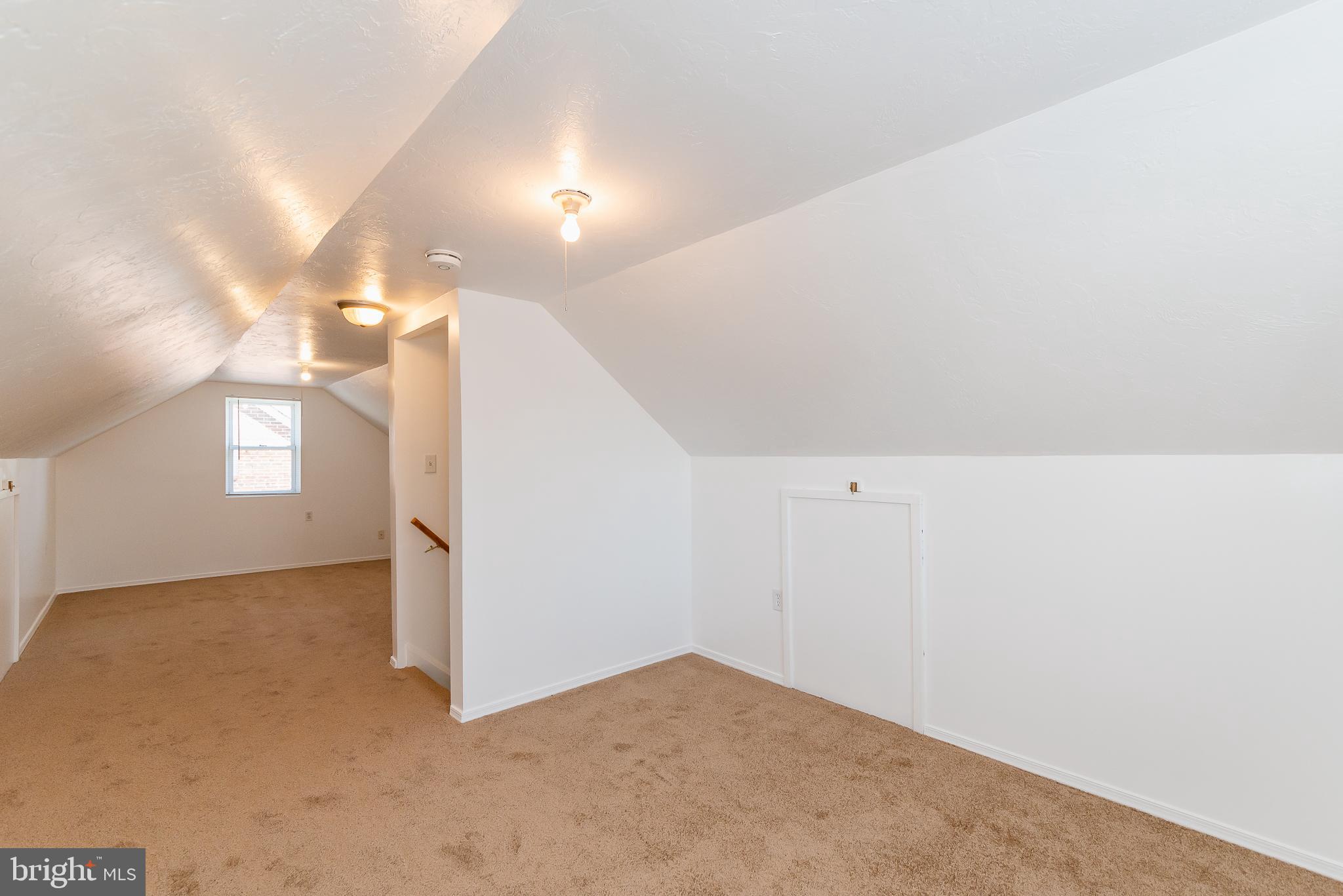 8725 Avondale Road Baltimore, MD 21234 - Photo 11 of 36 Upstairs Room