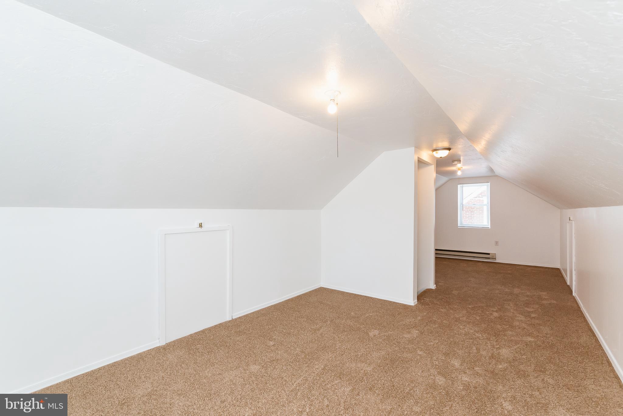 8725 Avondale Road Baltimore, MD 21234 - Photo 12 of 36 Upstairs room