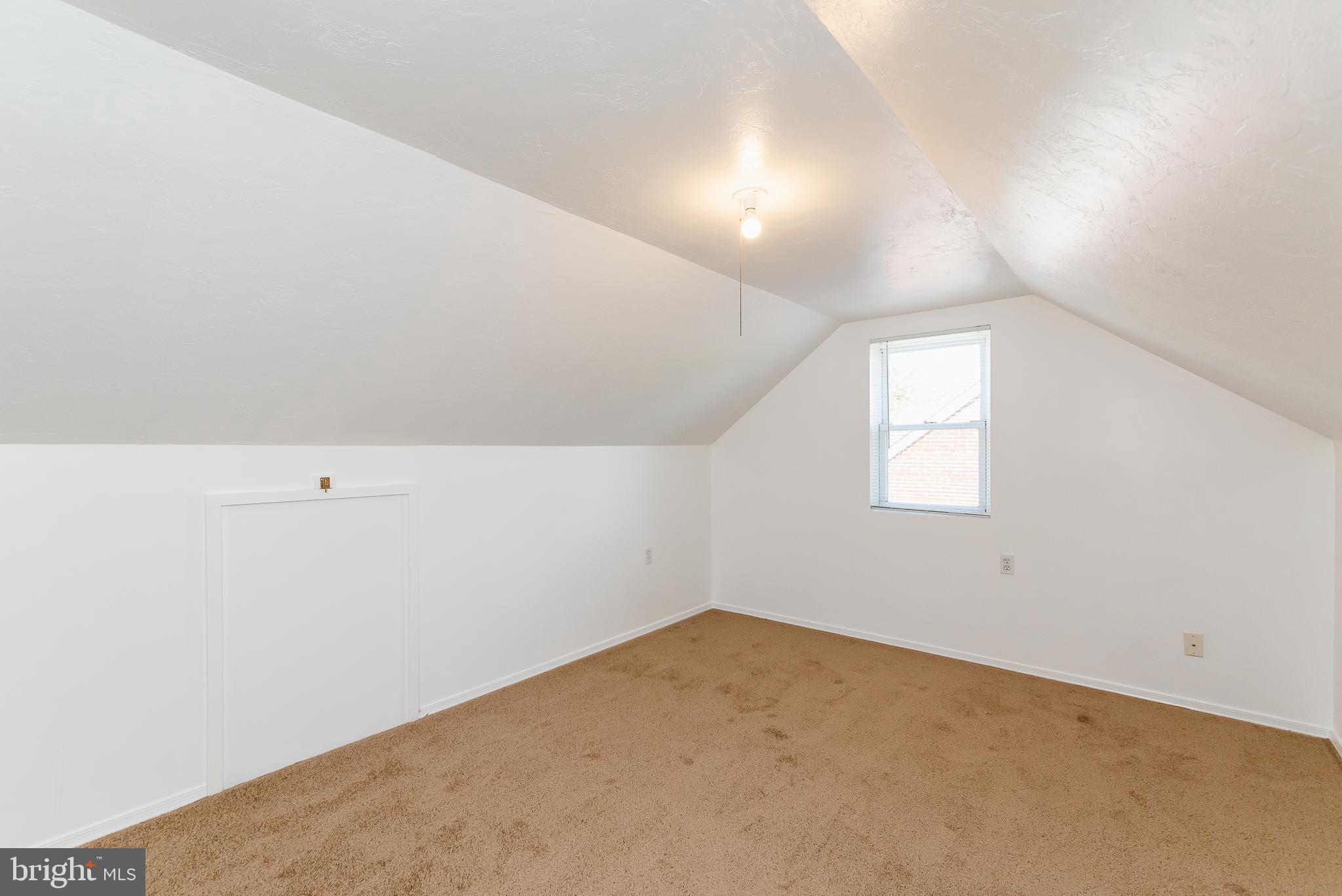 8725 Avondale Road Baltimore, MD 21234 - Photo 13 of 36 upstairs room