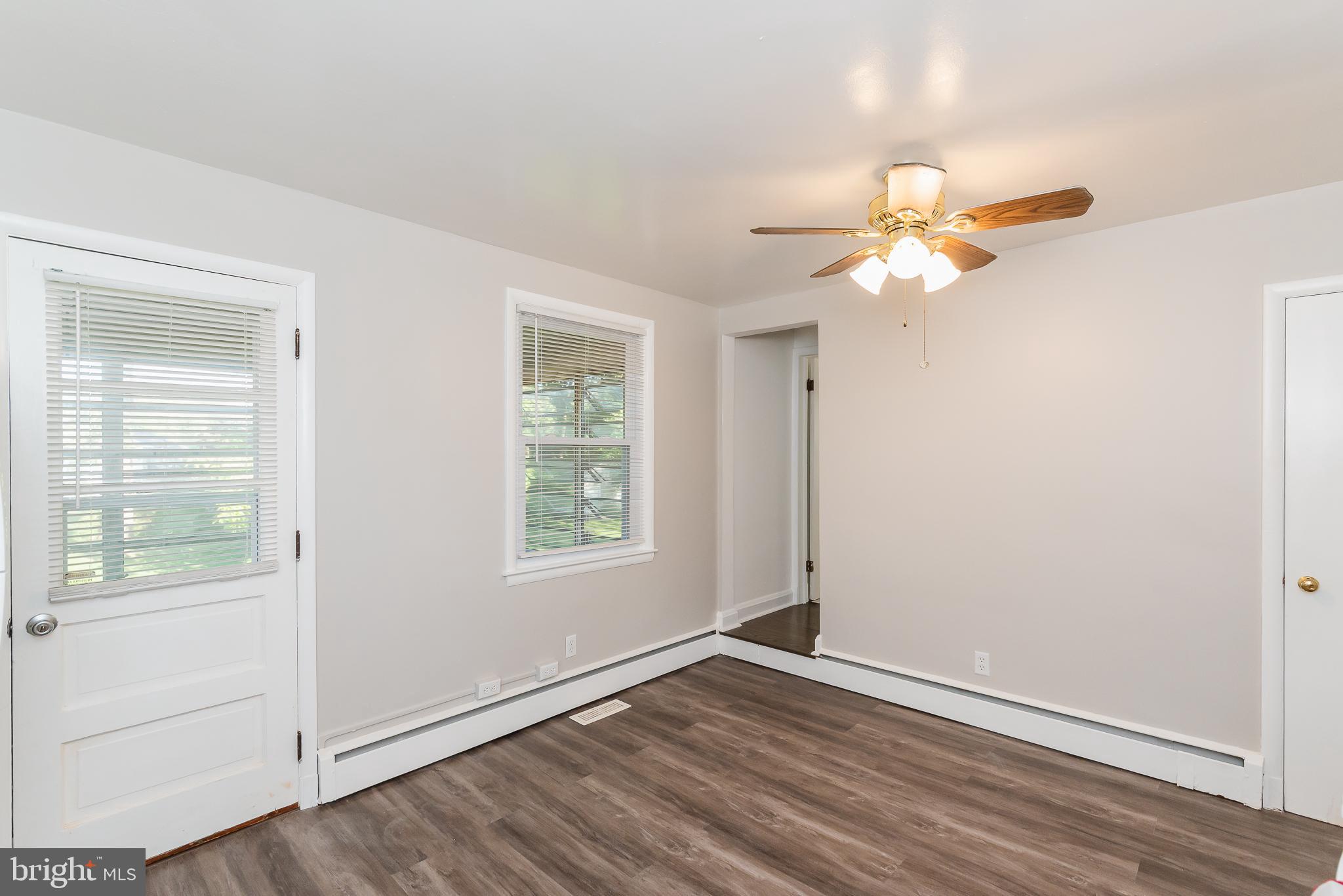 8725 Avondale Road Baltimore, MD 21234 - Photo 10 of 36 Room for kitchen table/island
