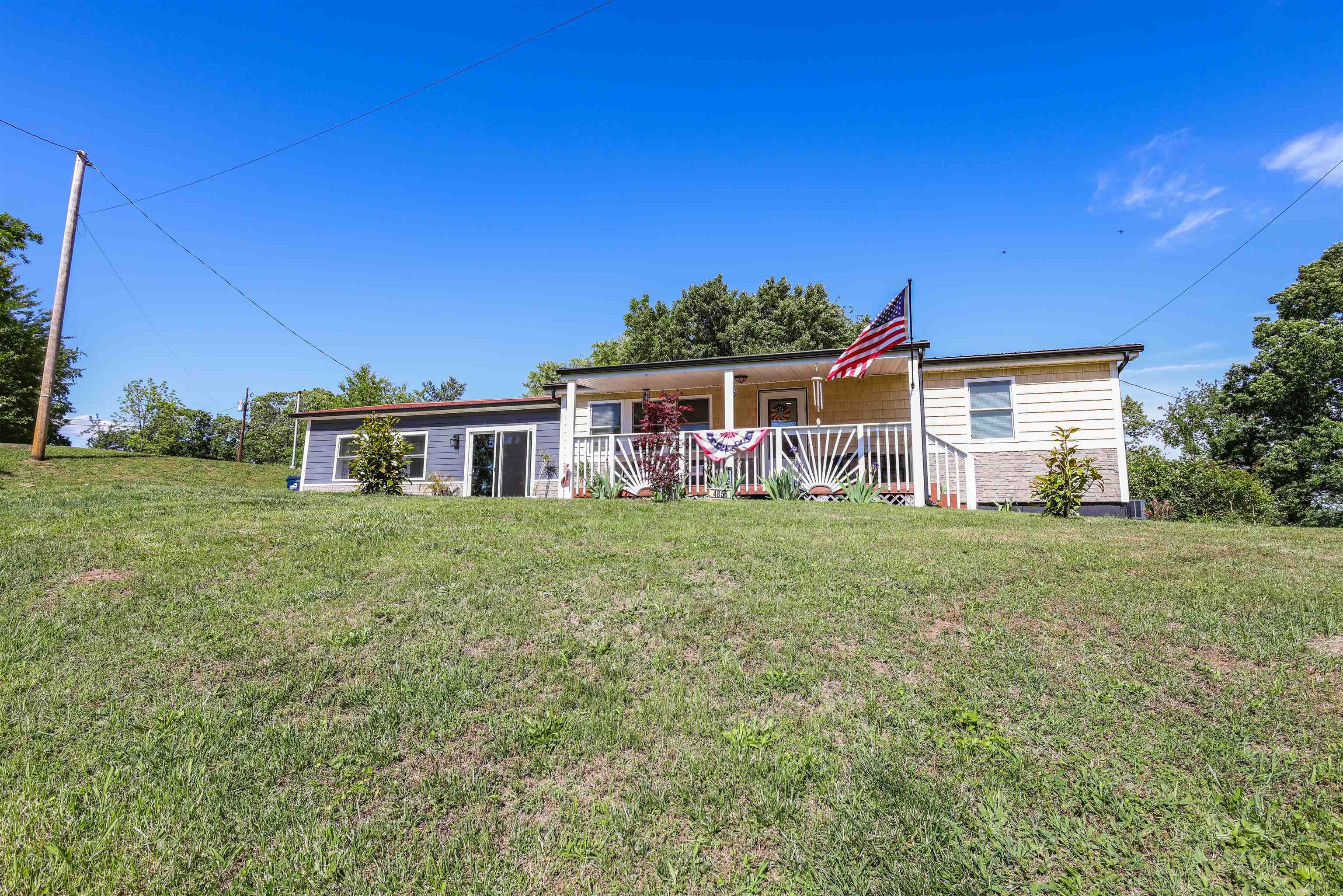 4856 Powers Road Ashland, KY 41101 - Photo 2 of 49