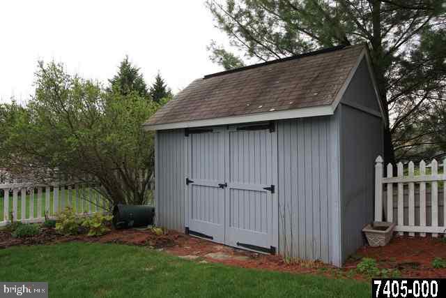 2753 Chestnut Run Road York, PA 17402 - Photo 24 of 25 Gallery Image 24