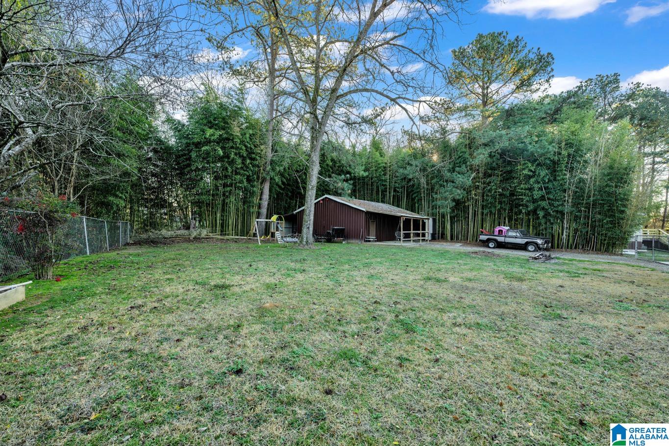 9847 Ellis Road Warrior, AL 35180 - Photo 14 of 31
