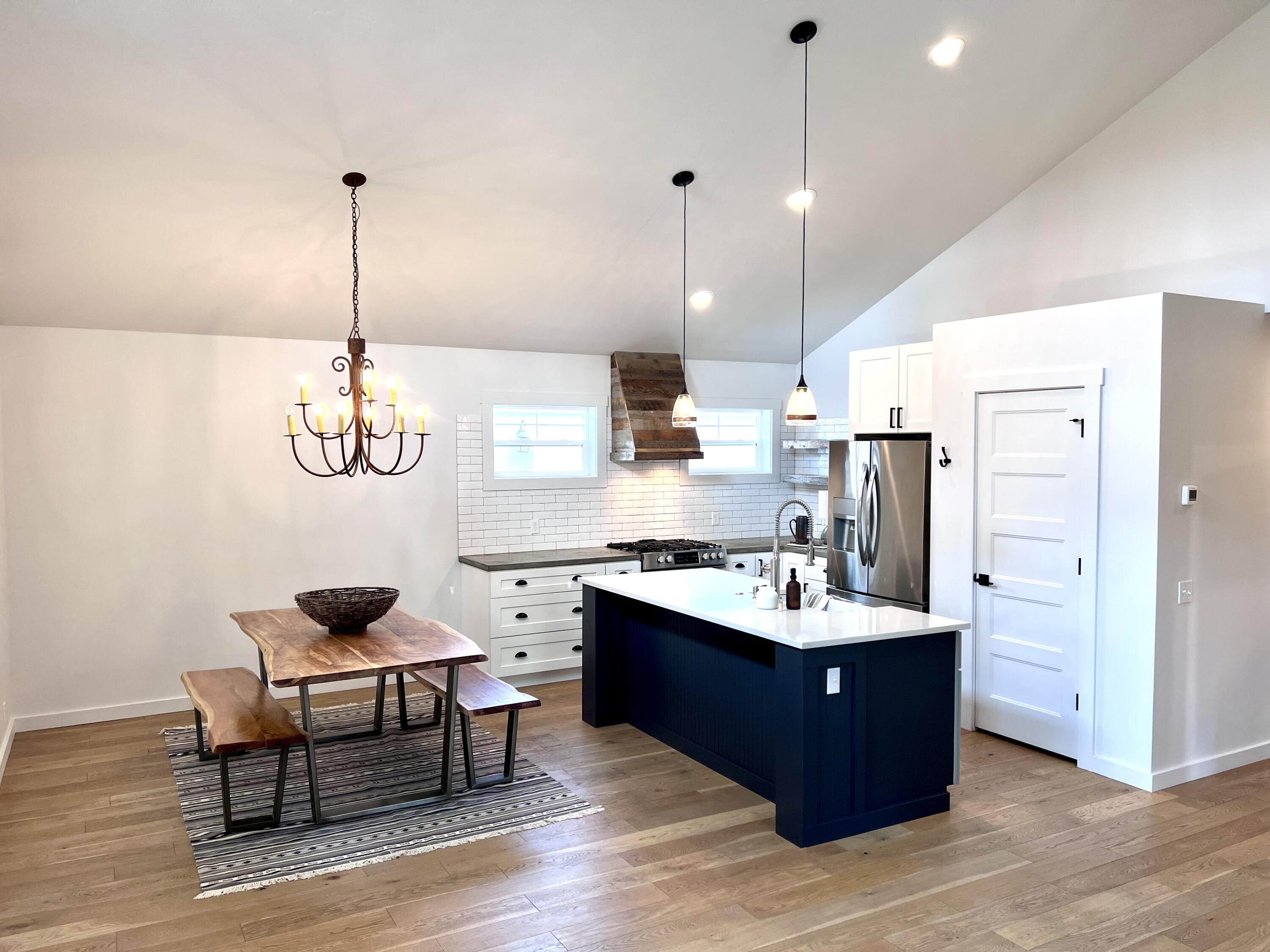 109 South 2nd Street Bellevue, ID 83313 - Photo 11 of 41 IMG_1944