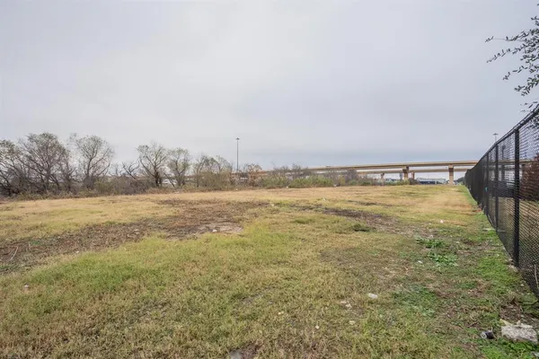 $1,080,000 | 10900 Goodnight Lane, Dallas, TX 75220