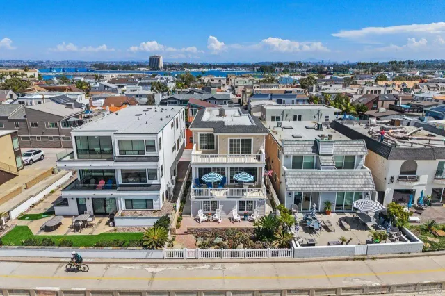 $6,950,000 | 2740 Ocean Front Walk, San Diego, CA 92109