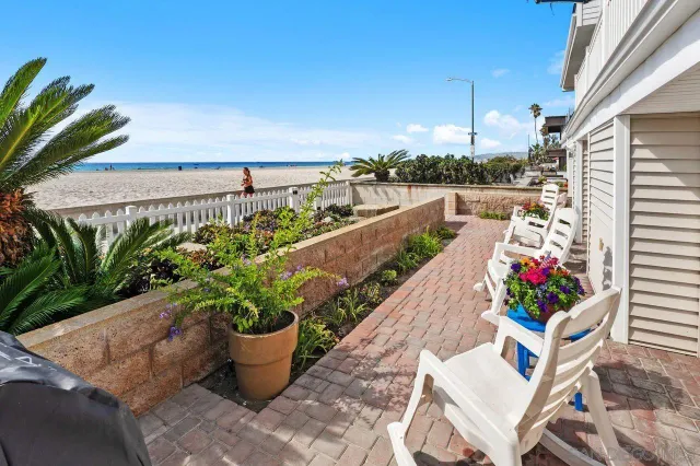 $6,950,000 | 2740 Ocean Front Walk, San Diego, CA 92109