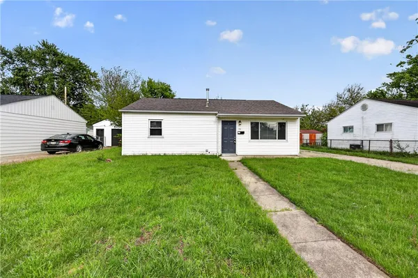 $159,900 | 44 Rockland Drive, Fairborn, OH 45324