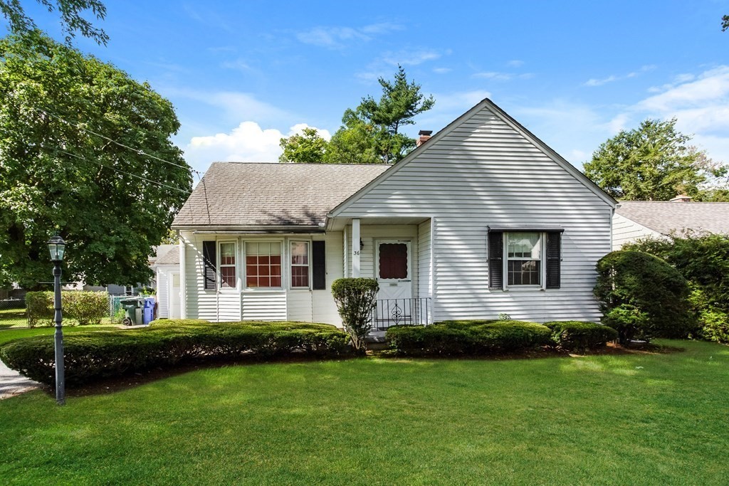 36 Clement Street Springfield, MA 01118 - Photo 1 of 27