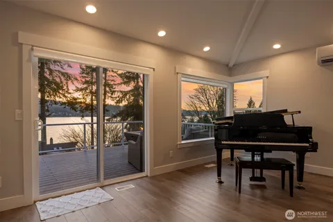 $1,649,000 | 2129 Dellesta Drive, Bellingham, WA 98226