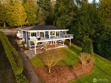 $1,649,000 | 2129 Dellesta Drive, Bellingham, WA 98226