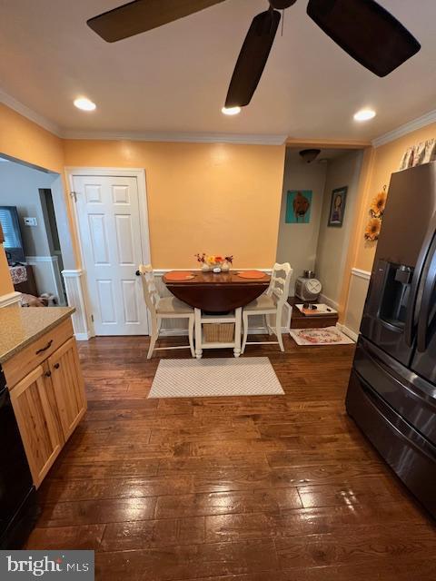 446 Cleveland Road Linthicum Heights, MD 21090 - Photo 12 of 46 Eat In Kitchen