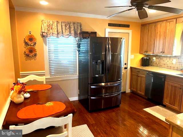 446 Cleveland Road Linthicum Heights, MD 21090 - Photo 14 of 46 The heart of the home