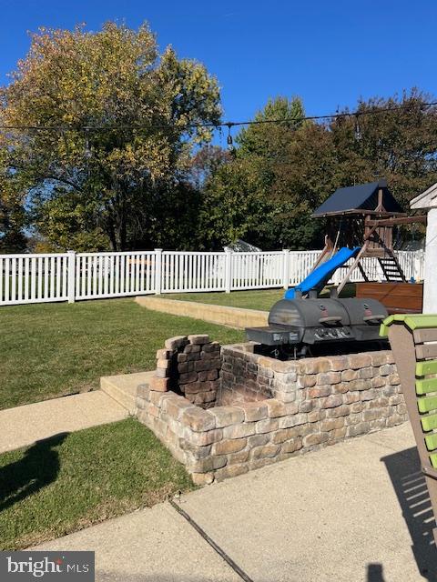 446 Cleveland Road Linthicum Heights, MD 21090 - Photo 26 of 46 Grill and Firepit