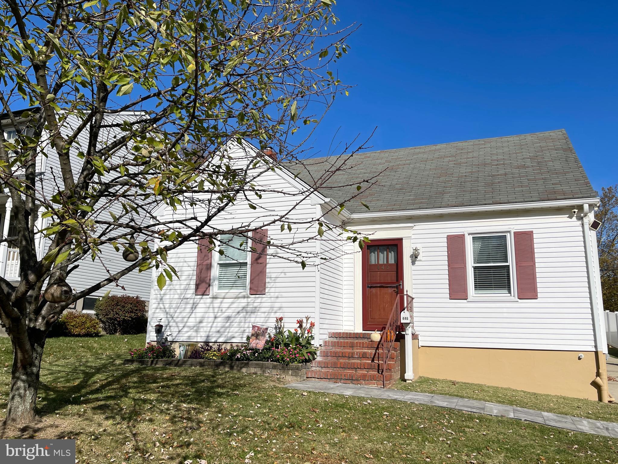 446 Cleveland Road Linthicum Heights, MD 21090 - Photo 3 of 46