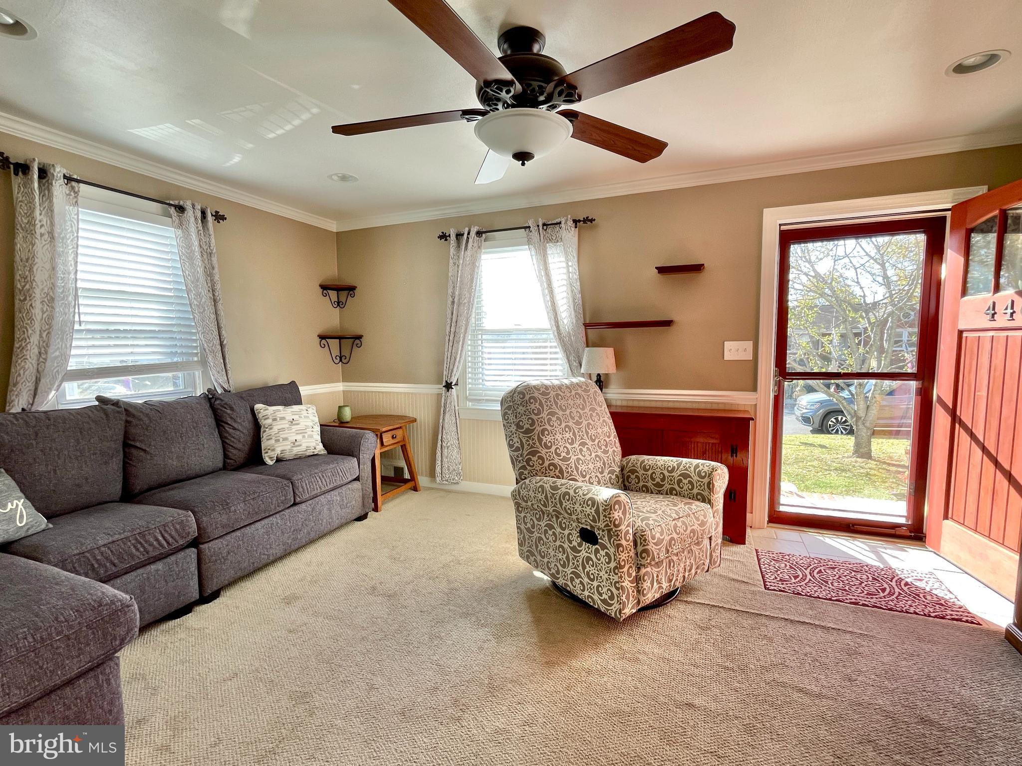 446 Cleveland Road Linthicum Heights, MD 21090 - Photo 8 of 46